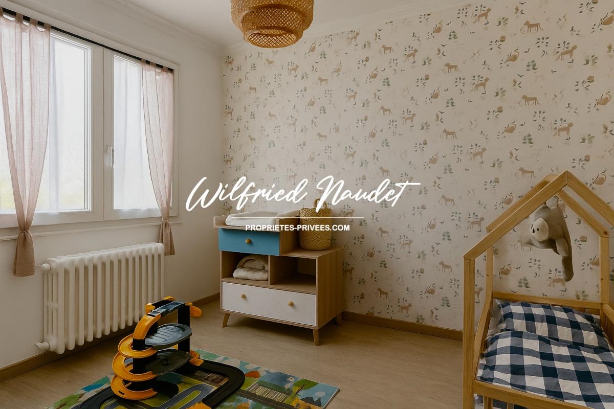 BRETTE-LES-PINS Proche commerces et école 5