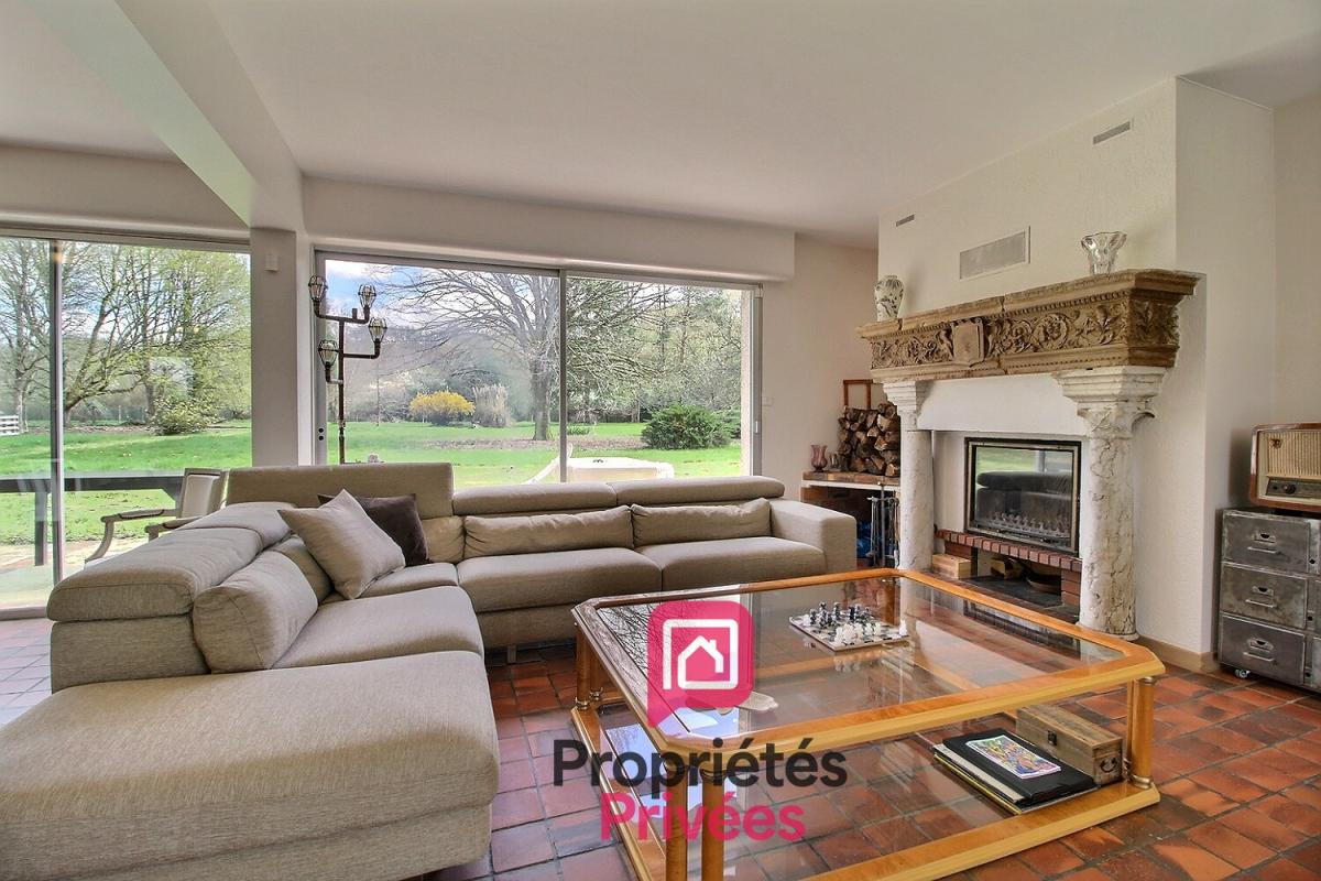 PAUCOURT 1h15 de PARIS - PROPRIETE de 245 m2 env. GARAGE, 5400 m2 de PARC ARBORE, AU COEUR DE LA NATURE 4