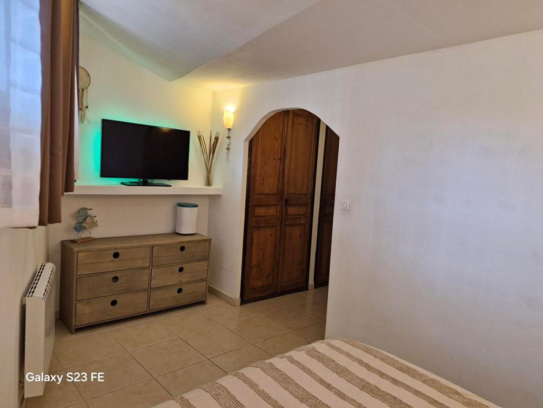 LE THORONET Au Thoronet Appartement  2 pièce(s) 44 m2 6