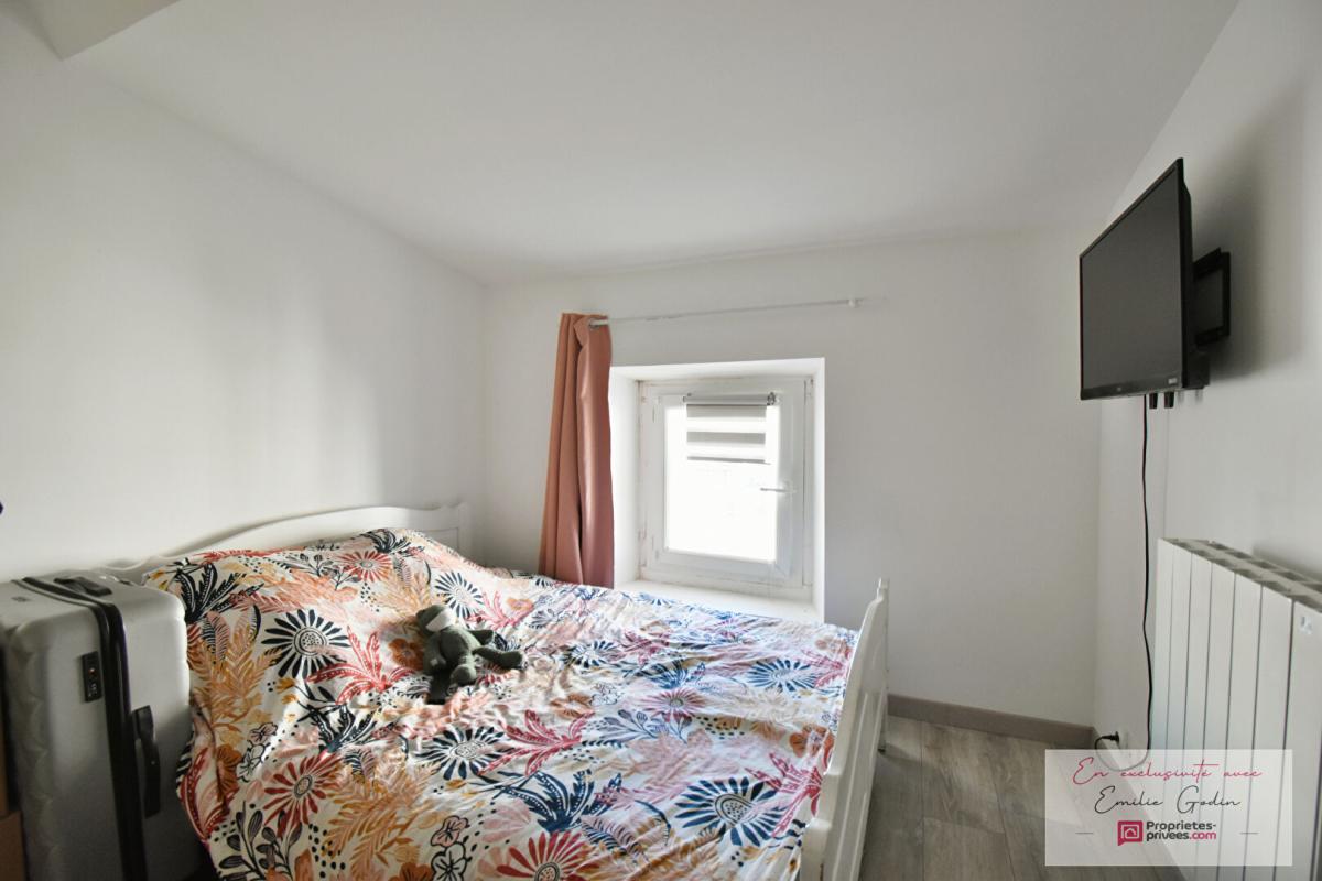 YZERNAY Maison Yzernay 5 pièce(s) 107 m2 5