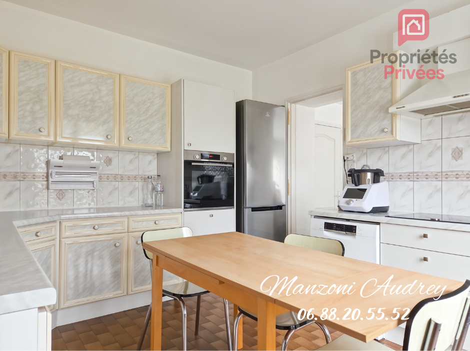 BARBEREY-SAINT-SULPICE Maison Barberey Saint Sulpice 8 pièce(s) 166 m2 4