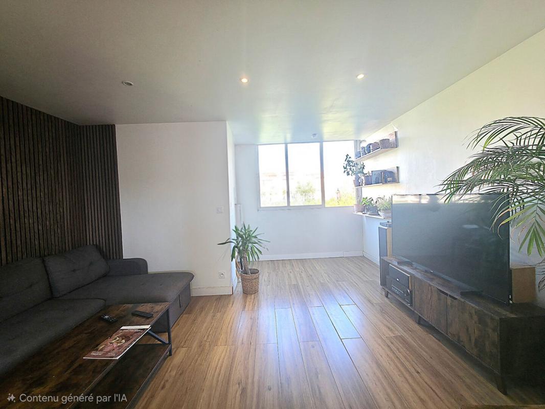 LE LAVANDOU T4 lumineux de 72 m² ? Proche commerces et mer à pied 3