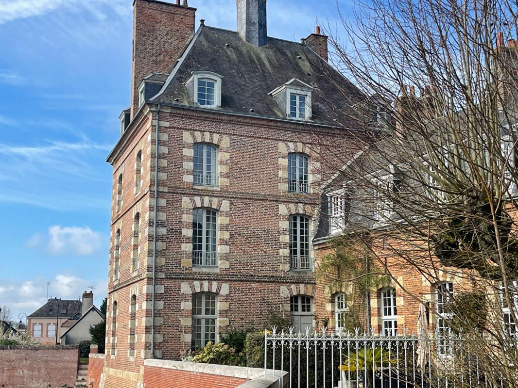 BELLEGARDE Appartement Bellegarde 4 pièces 98 m2 16