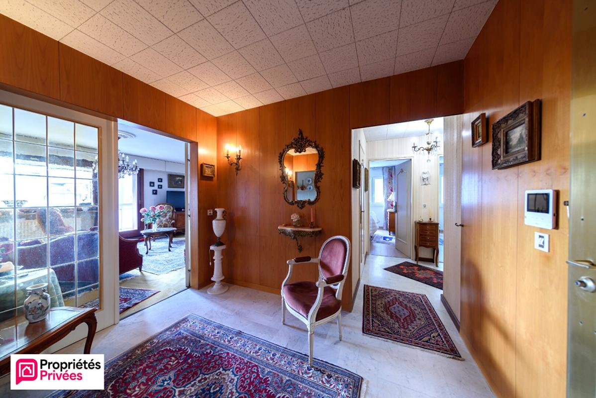 LONGEVILLE-LES-METZ Appartement Longeville -Les -Metz 4 pièces 98 m2 10