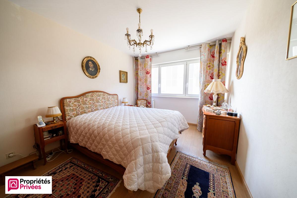 LONGEVILLE-LES-METZ Appartement Longeville -Les -Metz 4 pièces 98 m2 11