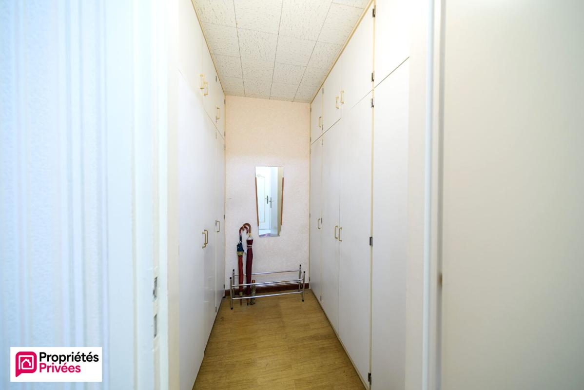 LONGEVILLE-LES-METZ Appartement Longeville -Les -Metz 4 pièces 98 m2 16