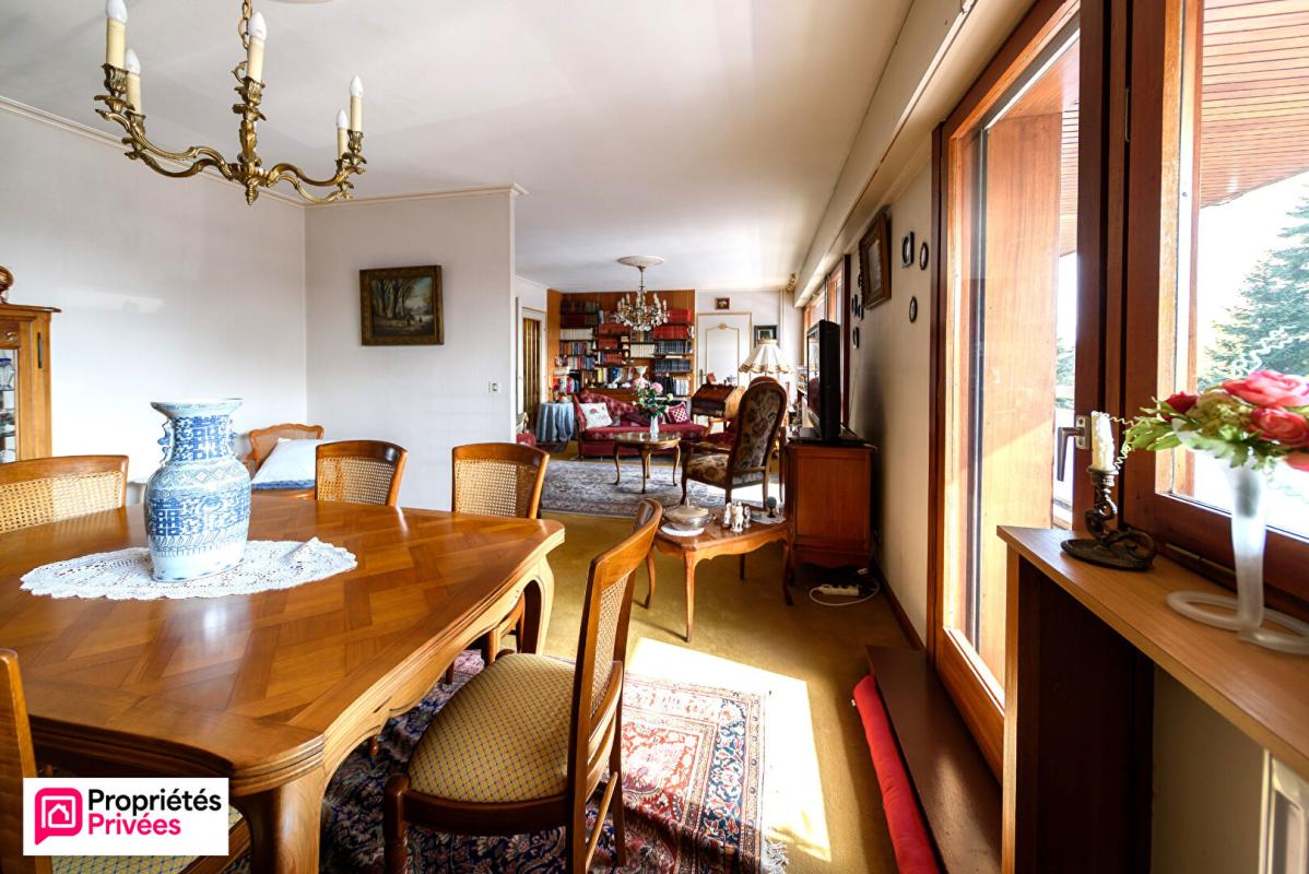 LONGEVILLE-LES-METZ Appartement Longeville -Les -Metz 4 pièces 98 m2 5