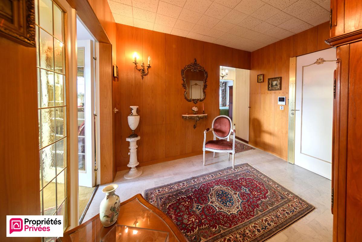 LONGEVILLE-LES-METZ Appartement Longeville -Les -Metz 4 pièces 98 m2 6