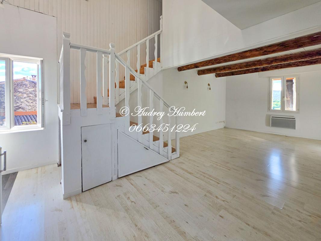 PIERREVERT Pierrevert MDV avec terrasse et balcon, 6 pièces 144 m2 6