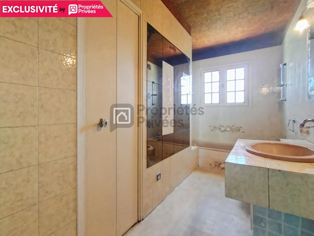 PINS-JUSTARET Maison Pins Justaret 5 pièce(s) 101.31 m2 avec sous-sol aménageable sur parcelle de 3000m² 10