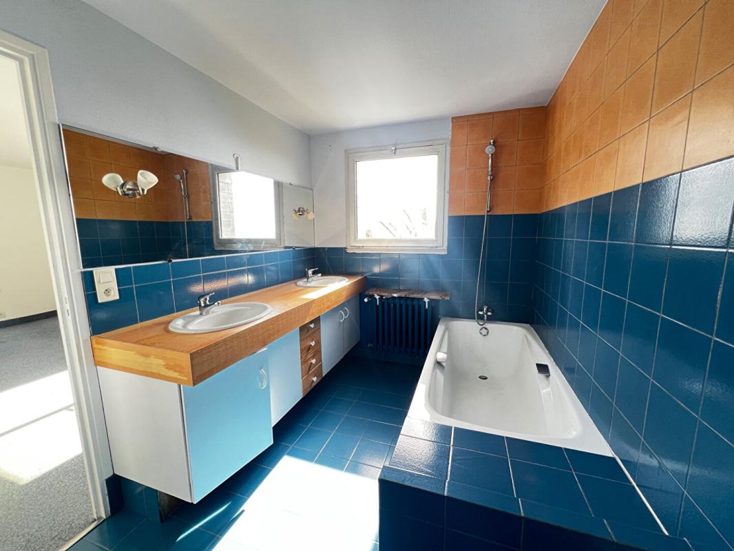 GRANVILLE Immeuble 198 m² - Granville 10