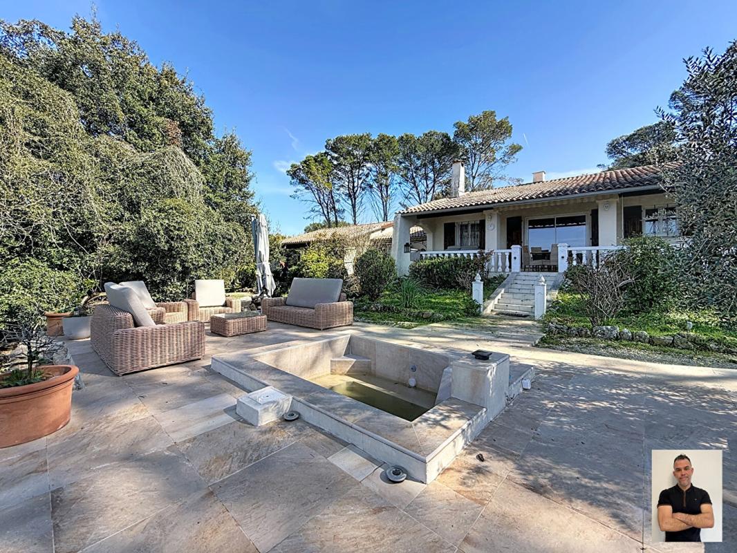 CARCES Maison Carces 5 pièce(s) 200 m2 2