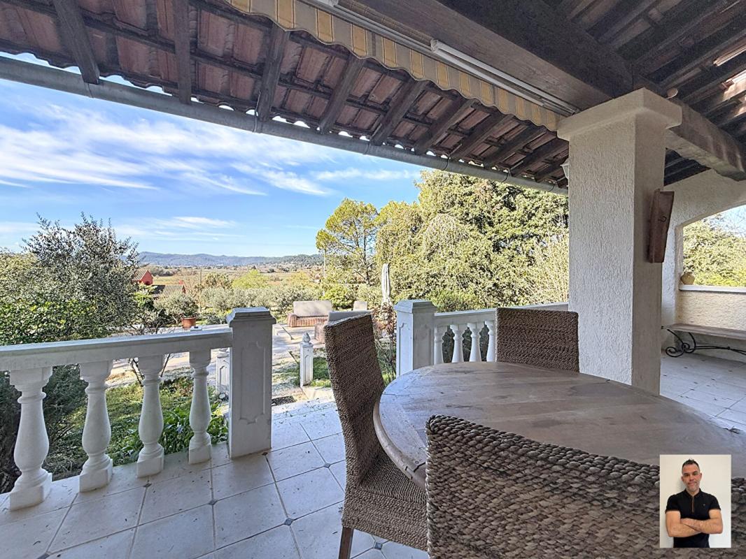 CARCES Maison Carces 5 pièce(s) 200 m2 3