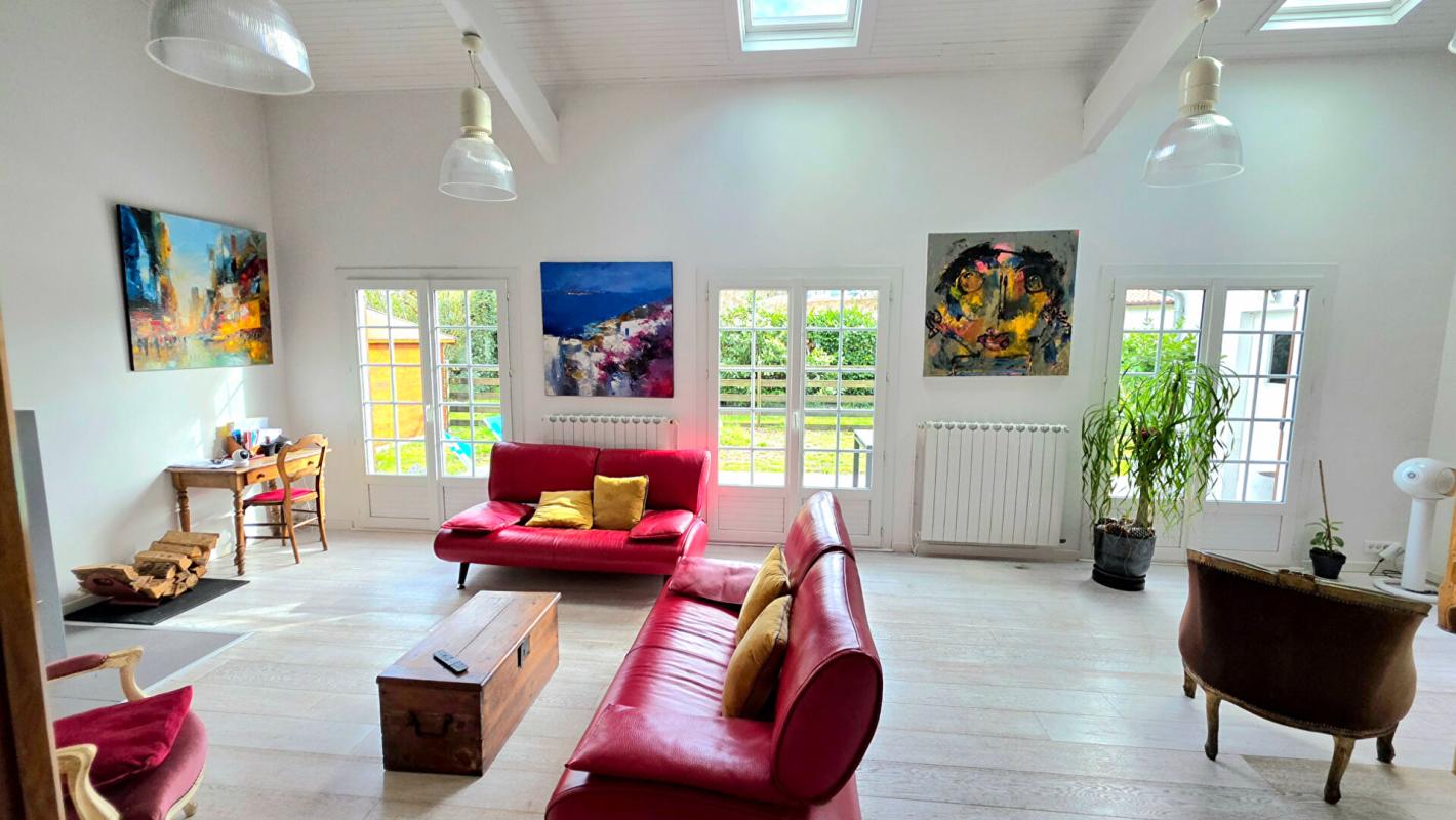 LE PIAN-MEDOC Maison Le Pian Medoc 4 pièce(s) 115 m2 5