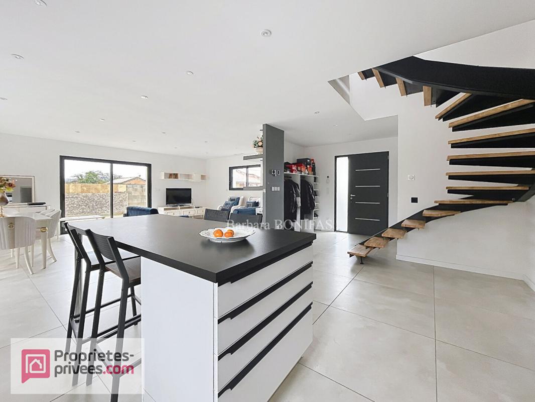 SAINT-SULPICE-LA-POINTE Maison Saint Sulpice La Pointe 4 pièces 124 m2 1