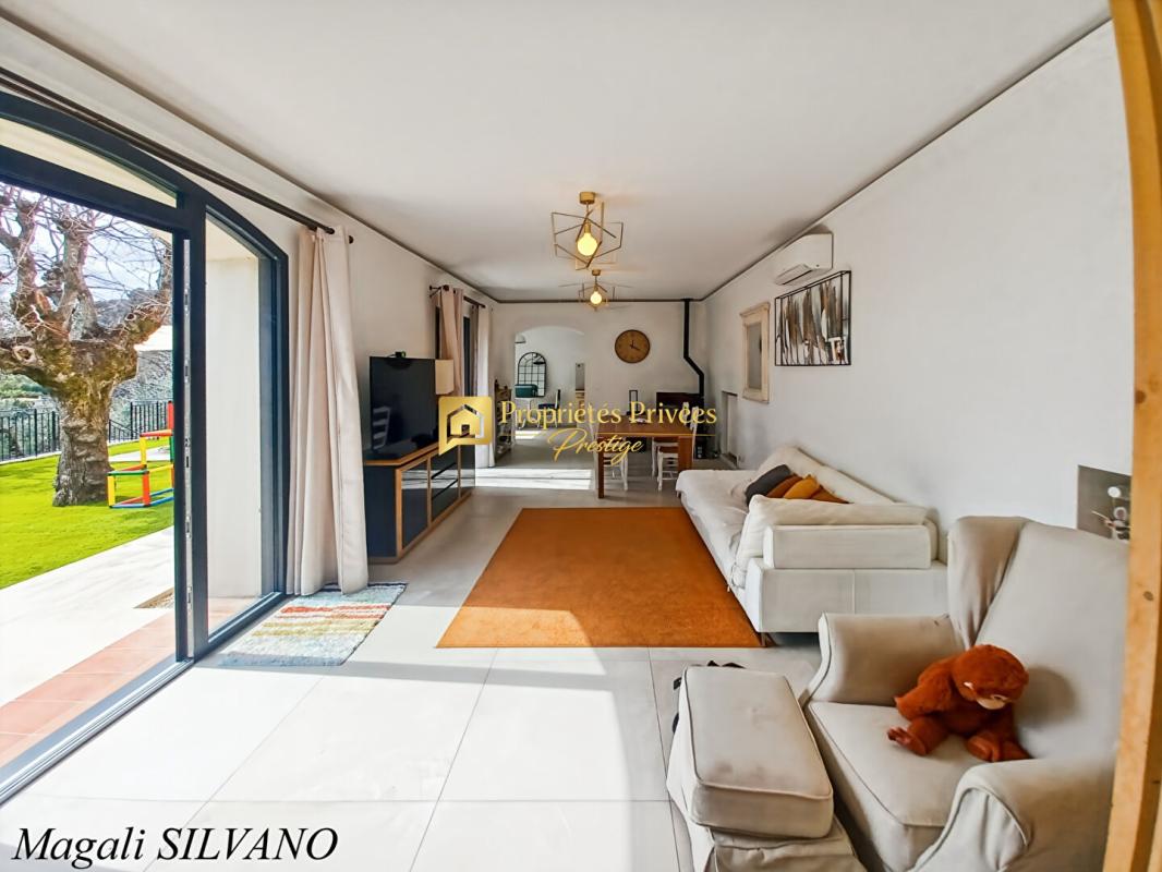 GRASSE Mas rénové - Vue panoramique plein sud - St-François 3