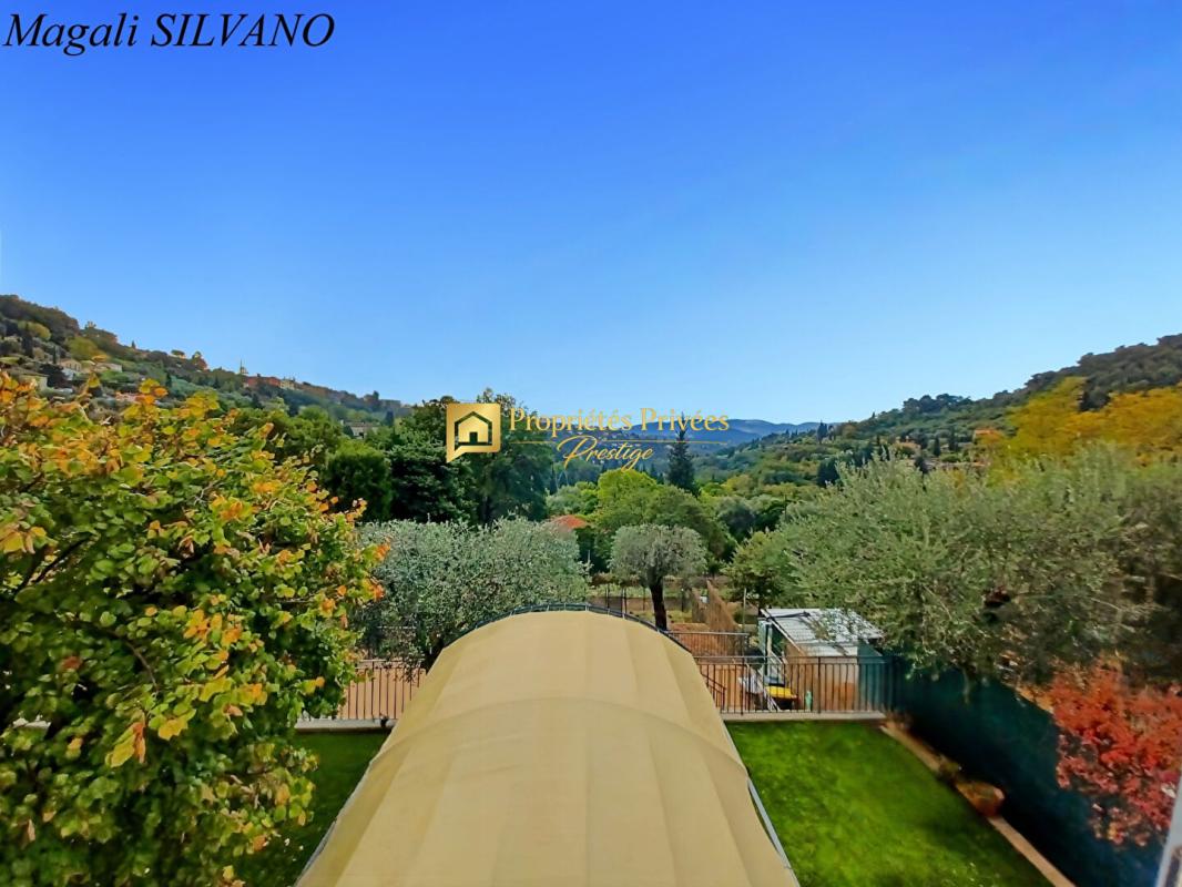 GRASSE Mas rénové - Vue panoramique plein sud - St-François 8