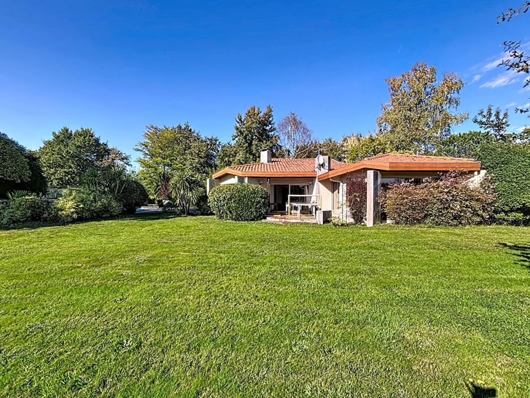 BISCARROSSE Villa 4 chambres plain-pied sur grand terrain divisible, piscine, tennis 4