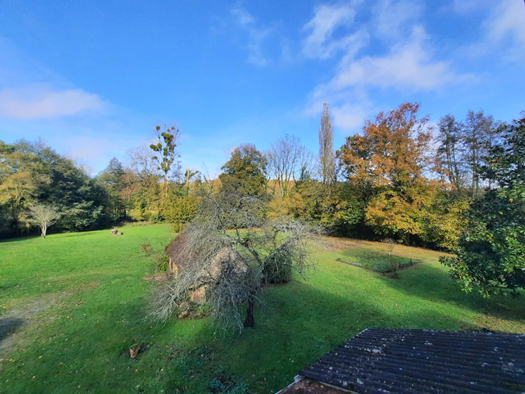 MONDOUBLEAU Propriété comprenant maison rénovée et ancien moulin à finir d'aménager 15