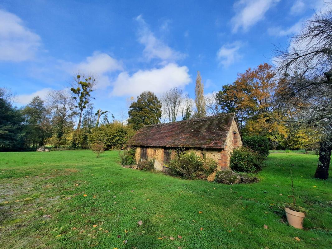 MONDOUBLEAU Propriété comprenant maison rénovée et ancien moulin à finir d'aménager 7