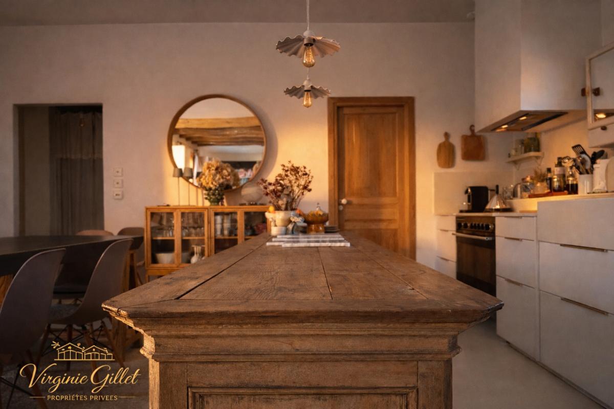 ZONZA Villa contemporaine de plain-pied invite à quelques minutes des plages de Pinarello 11