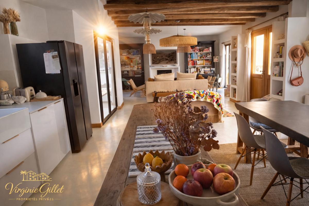 ZONZA Villa contemporaine de plain-pied invite à quelques minutes des plages de Pinarello 17