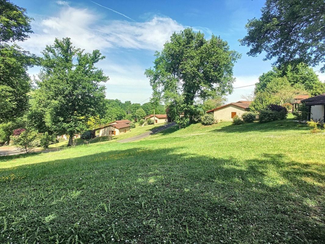 GOURDON Maison de vacances récente sur domaine avec piscine - Lot, près de la Dordogne 14