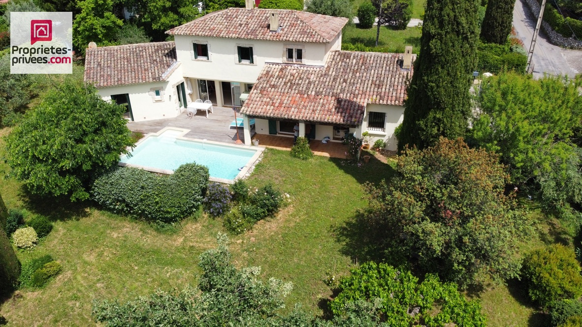 LORGUES MAISON de Charme - Authenticité Provençale 1