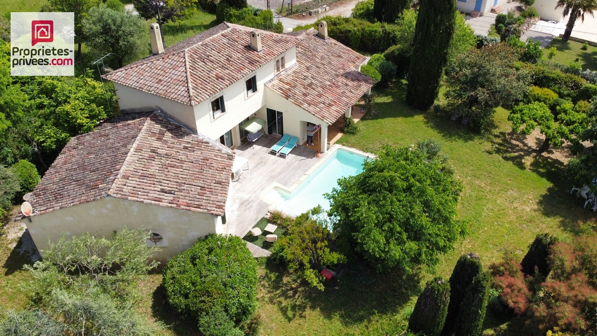 LORGUES MAISON de Charme - Authenticité Provençale 2