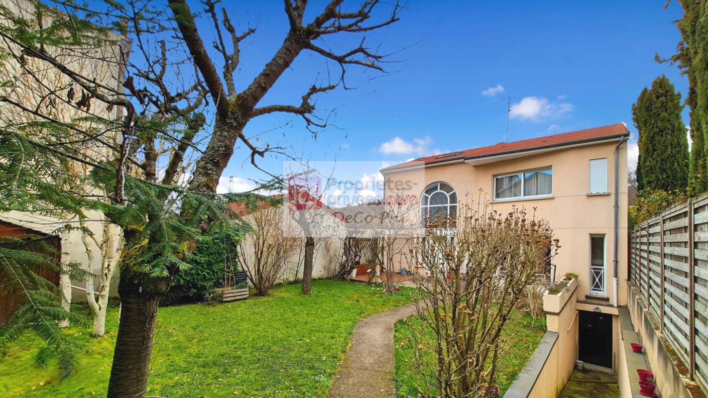 CHAVILLE Maison bon état et calme 5 pièces 127 m2 Chaville DPE 'C' 17