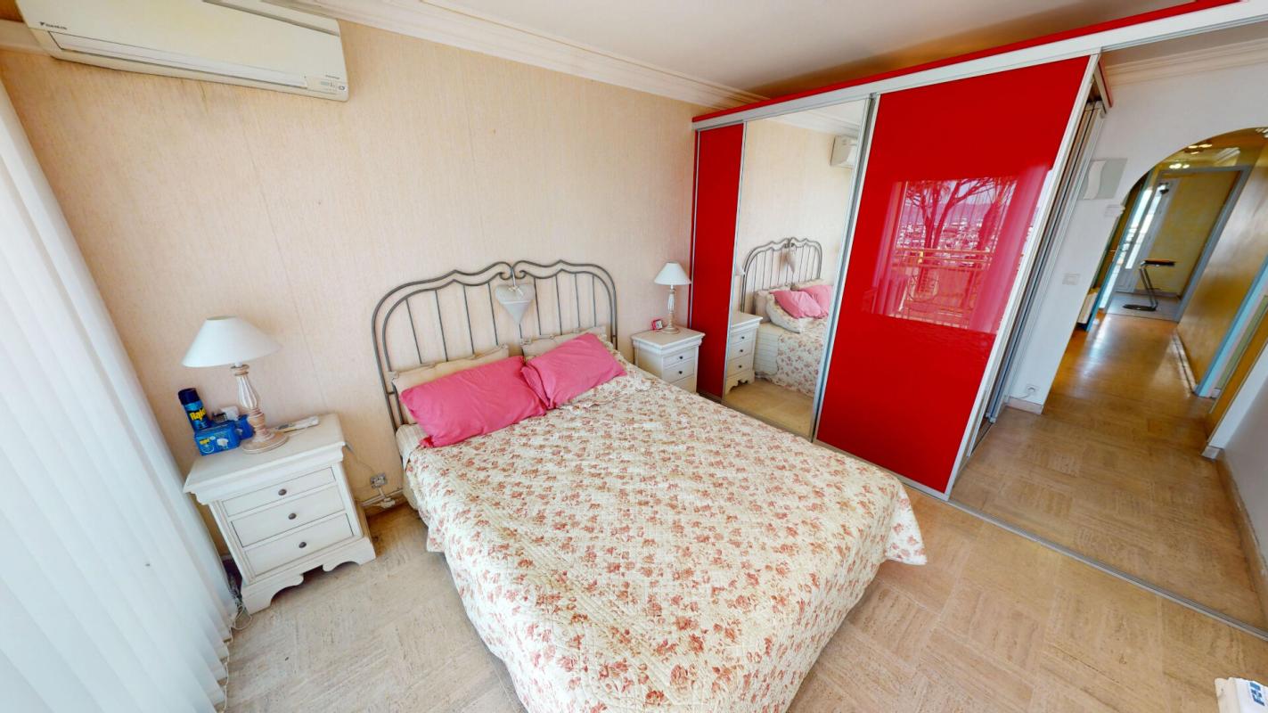 SAINT-RAPHAEL SAINT-RAPHAËL - SANTA LUCIA - APPARTEMENT 3 PIÈCES  71.47 m2 AVEC VUE MER ET PORT 8