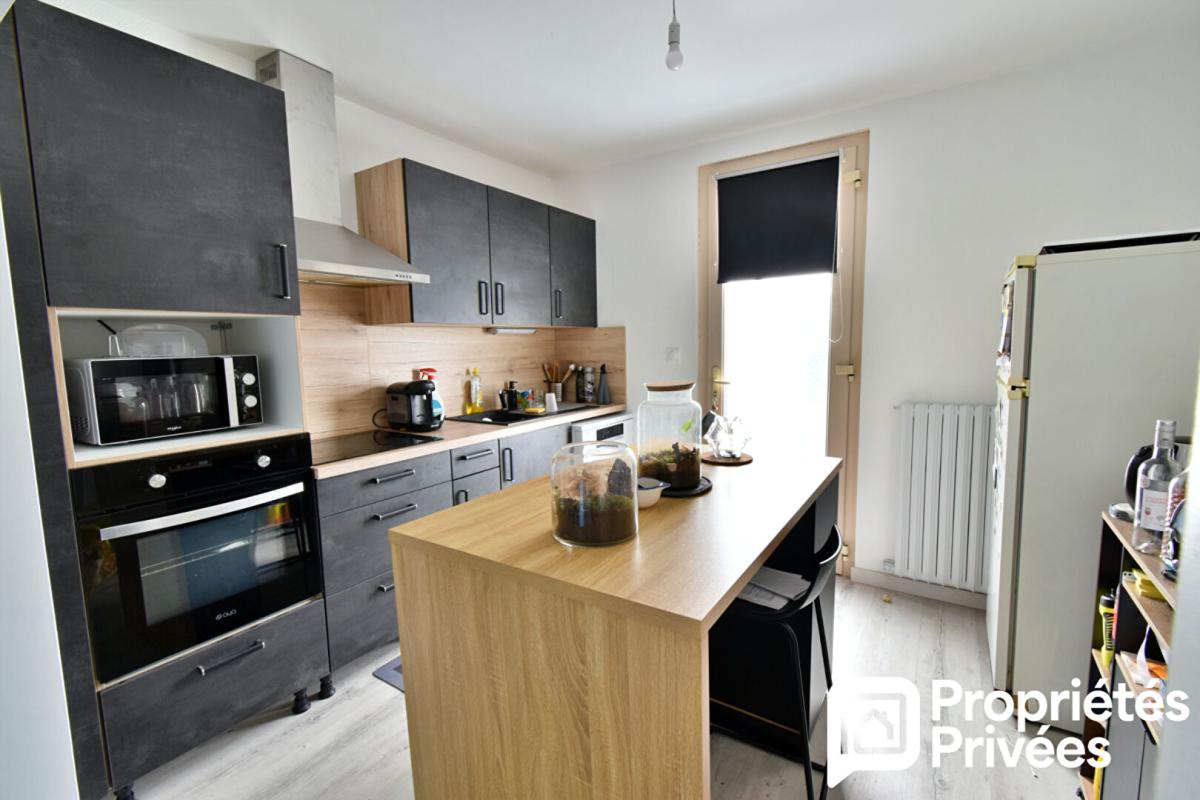 ISSOUDUN Maison de ville  4 pièce(s) 68 m2 6