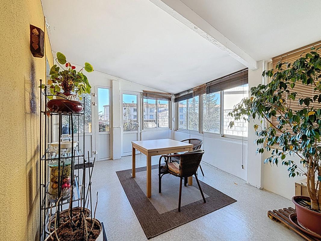 MANOSQUE Appartement Manosque 3 avec terrasse et garage 1