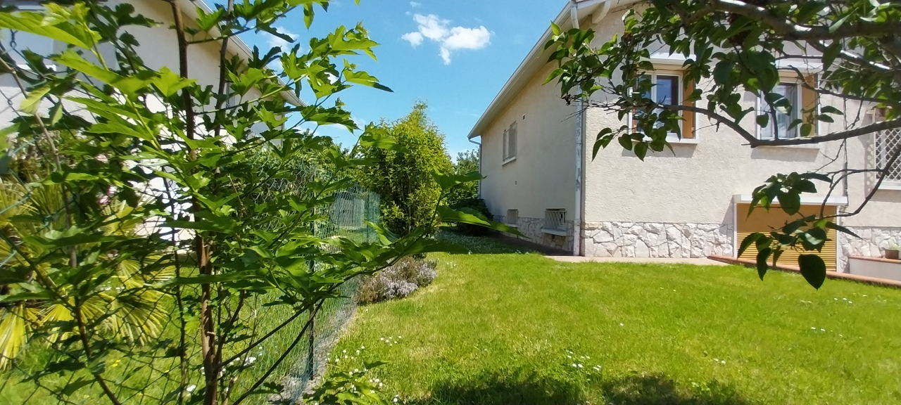 LE PASSAGE LE PASSAGE 47520 Maison 5 pièce(s) 118.26 m2 3