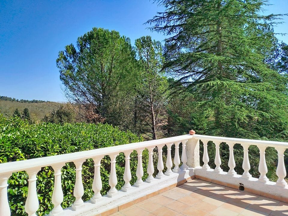 PONTEVES Maison Ponteves 188 m2 avec grande piscine et  grand sous sol de 145 m2 14