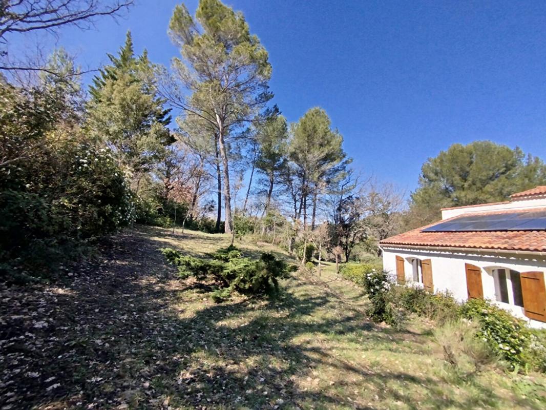 PONTEVES Maison Ponteves 188 m2 avec grande piscine et  grand sous sol de 145 m2 16