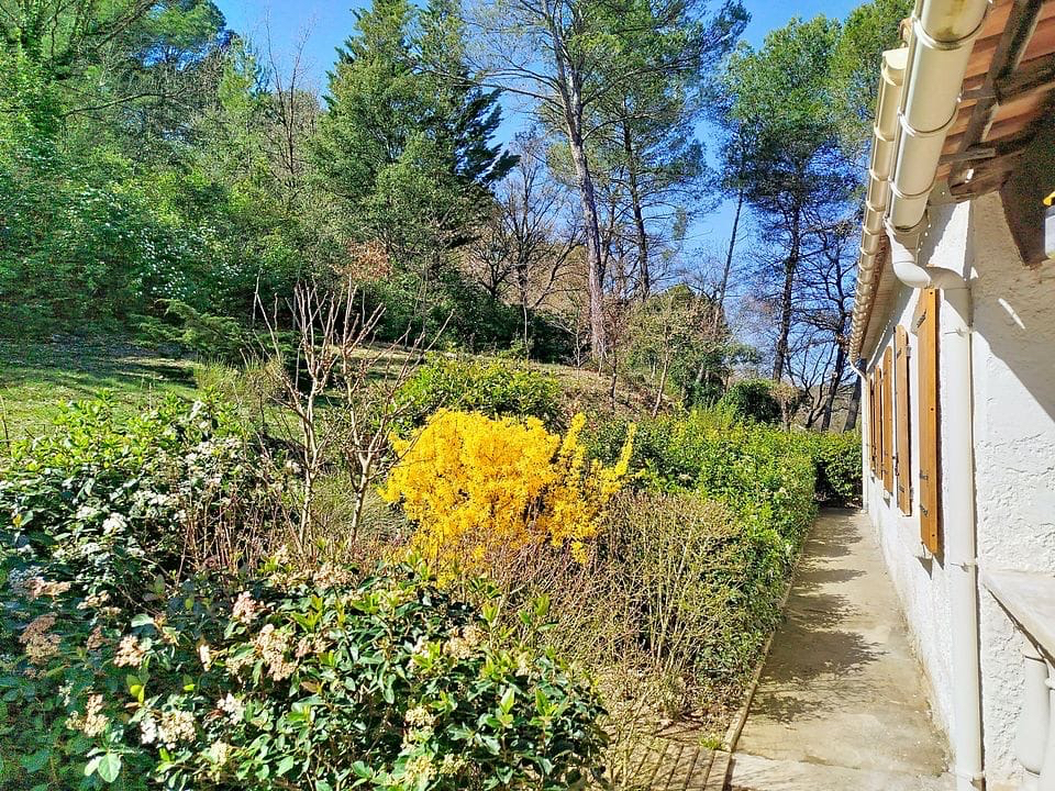 PONTEVES Maison Ponteves 188 m2 avec grande piscine et  grand sous sol de 145 m2 9