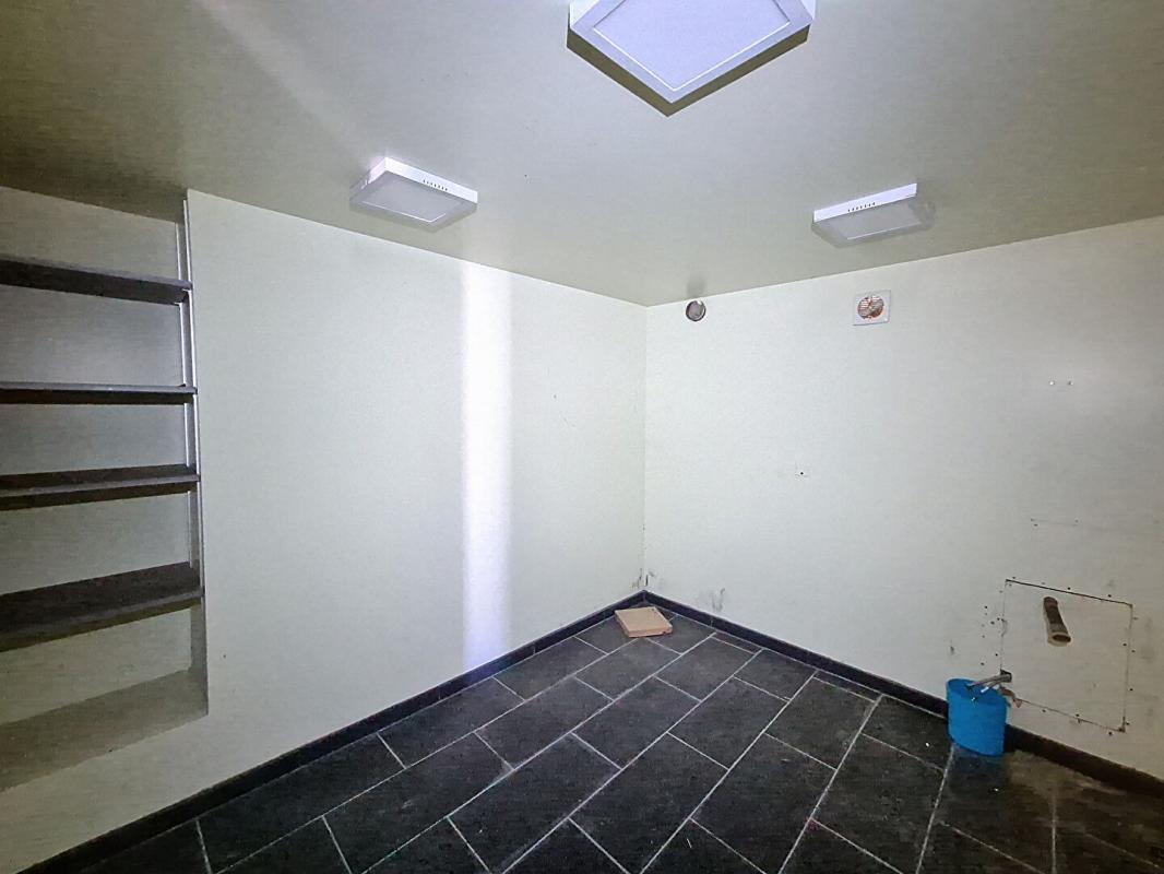 PARASSY Maison Parassy 8 pièce(s) 188 m2 12