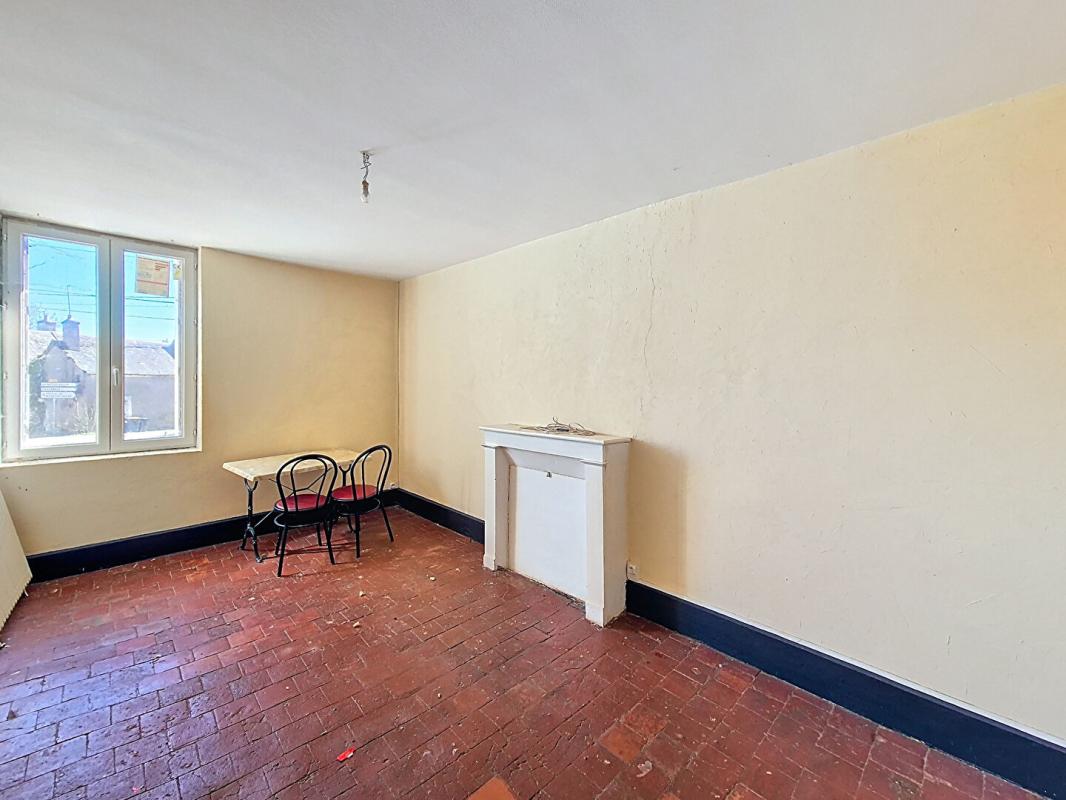 PARASSY Maison Parassy 8 pièce(s) 188 m2 4