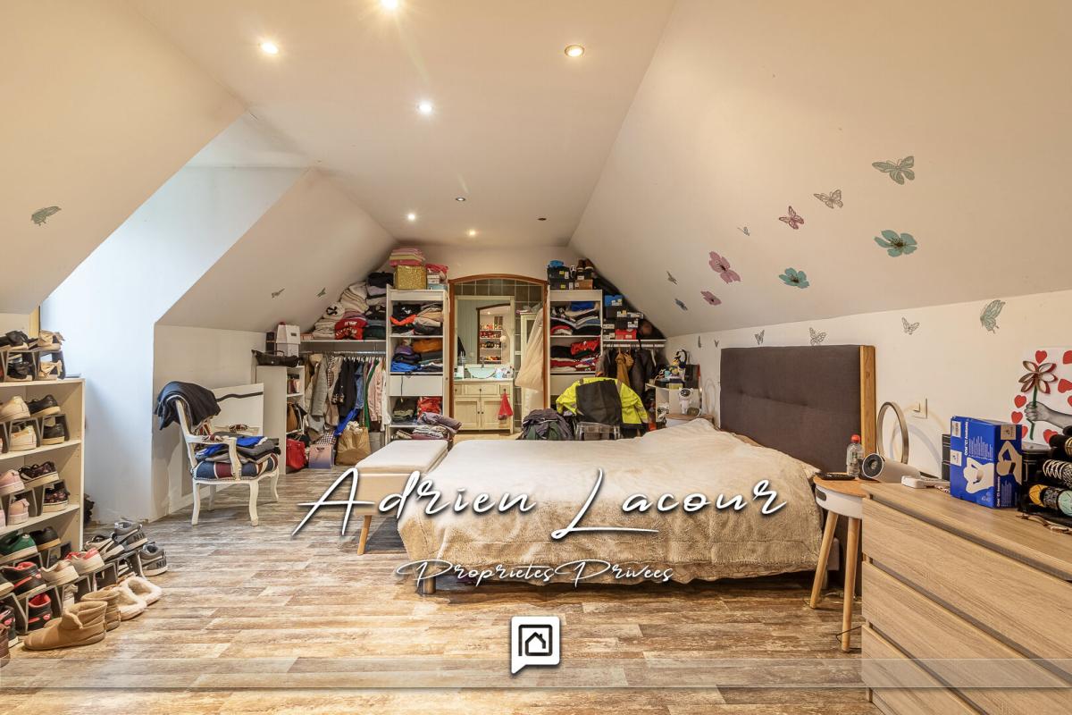 ROMORANTIN-LANTHENAY Maison Romorantin Lanthenay 6 pièce(s) 119 m2 9