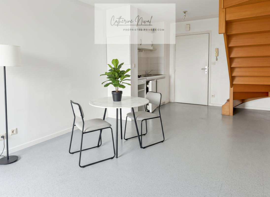 SAINT-NAZAIRE Appartement  duplex Saint Nazaire 2 pièces, 37.5 m2, double stationnement couvert 2
