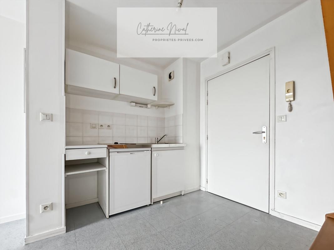 SAINT-NAZAIRE Appartement  duplex Saint Nazaire 2 pièces, 37.5 m2, double stationnement couvert 4