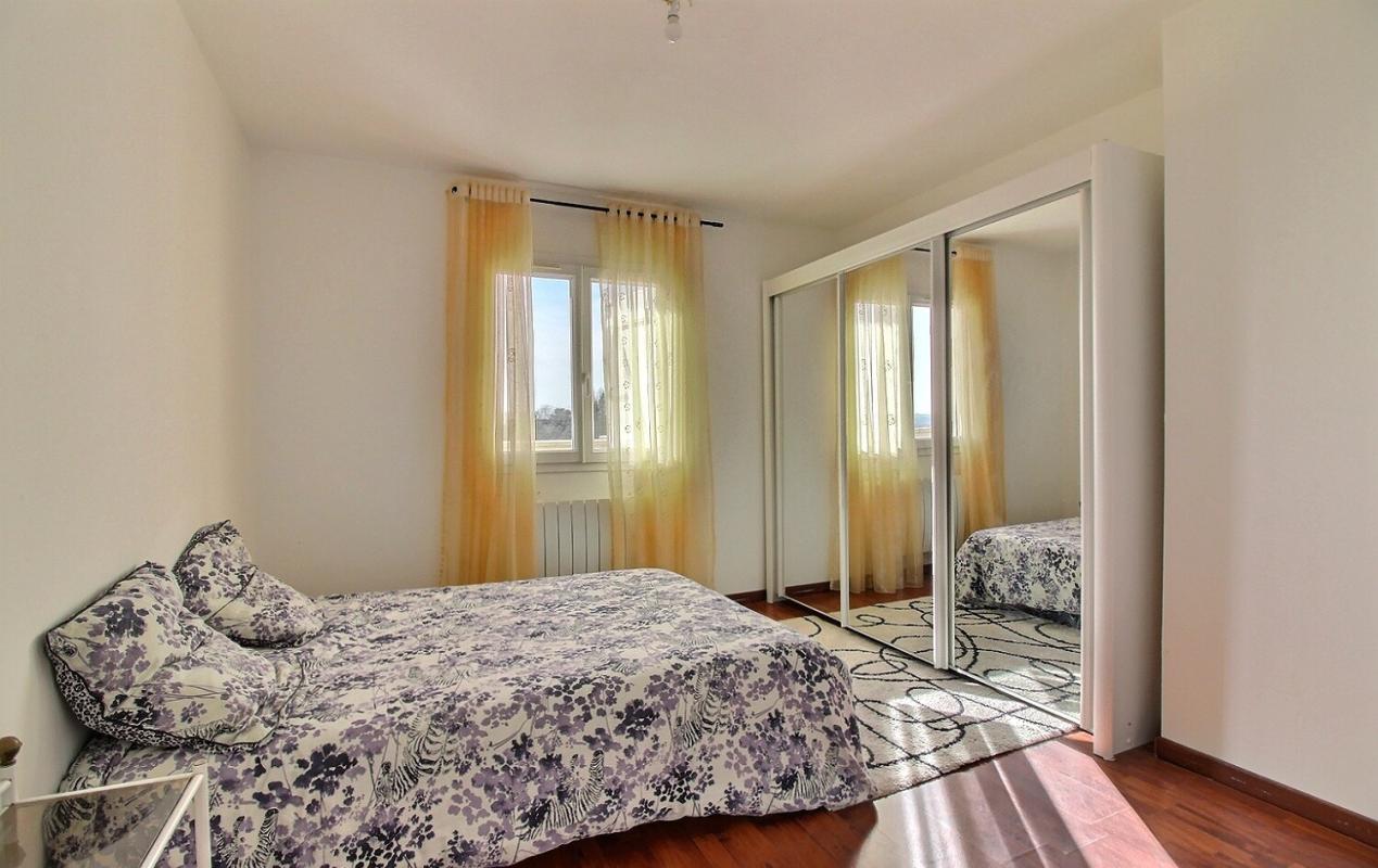 MALEMORT-SUR-CORREZE BRIVE - Malemort : Maison récente 290 m² avec 7 chambres  - Terrain 2 000 m² 11