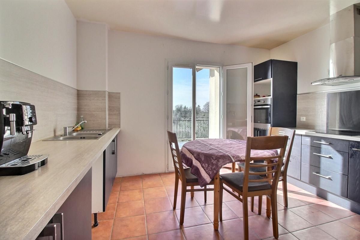 MALEMORT-SUR-CORREZE BRIVE - Malemort : Maison récente 290 m² avec 7 chambres  - Terrain 2 000 m² 6