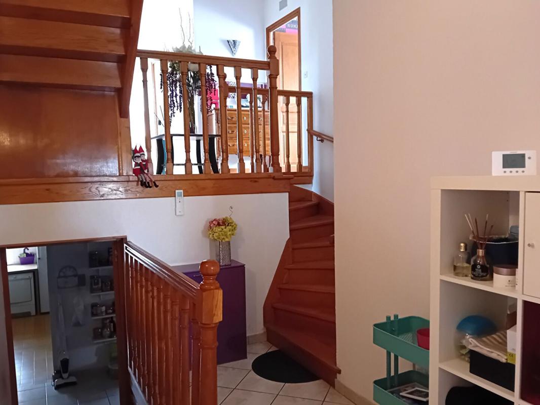 CAUSSADE Maison  7 pièce(s) 199 m2 7