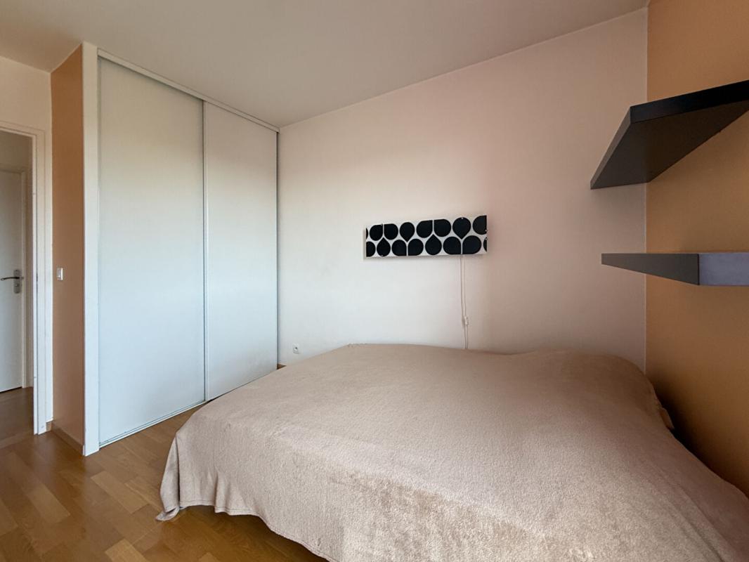 RIS-ORANGIS Superbe 3 pièces de 65m2 moderne et lumineux avec balcon ? Calme et verdoyant en bord de Seine, aux portes de Paris 8