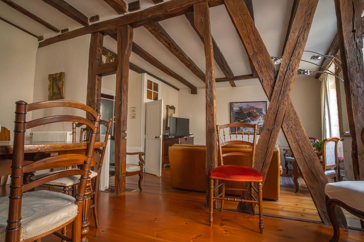 ANGOULEME Maison de ville 8 pièces sur le plateau d'Angoulême 6