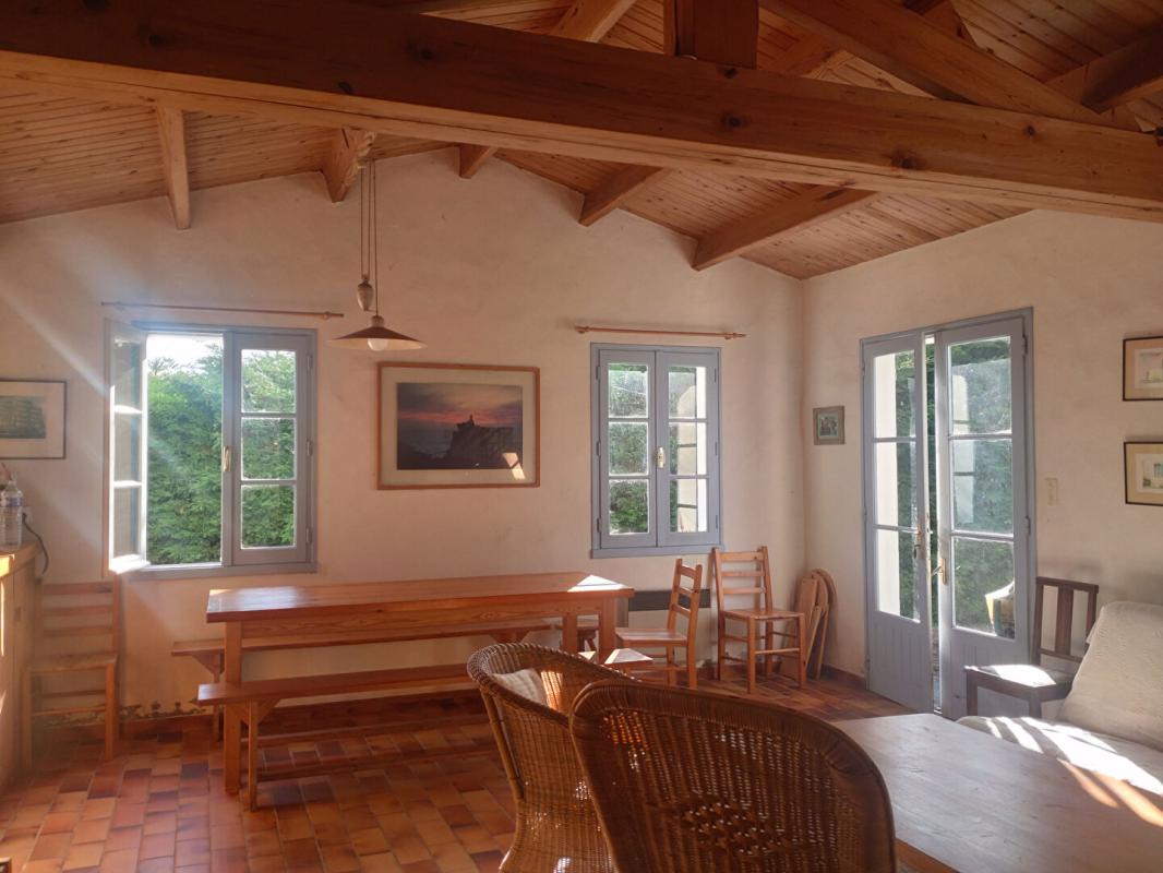 L'ILE-D'YEU Ensemble immobilier avec fort potentiel - Deux maisons sur belle parcelle constructible 2