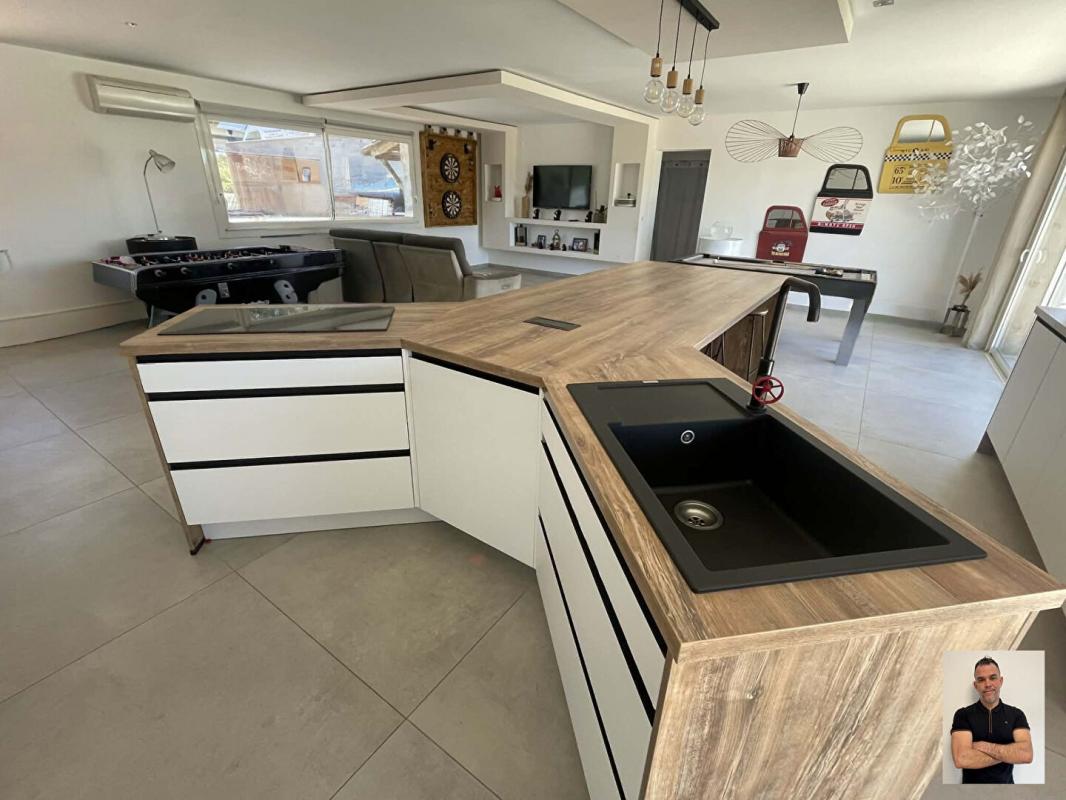 SAINTE-ANASTASIE-SUR-ISSOLE Maison Sainte Anastasie Sur Issole 162 m2 7