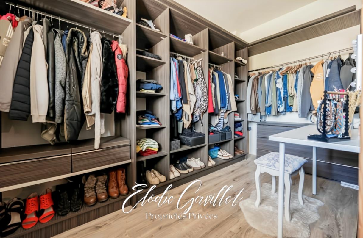 VILLEMOUSTAUSSOU Maison Villemoustaussou 5 pièce(s) 132 m2 11